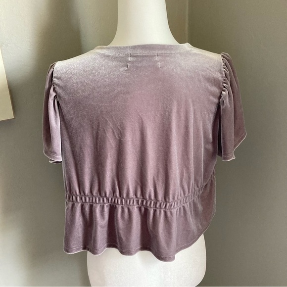 Urban Outfitters Gray Peplum Top Size Small - Picture 4 of 6